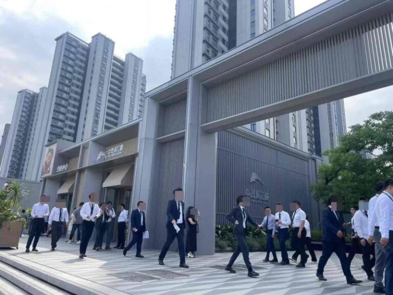 部分热门航线机票费用降至两三百元 “五一”假期后错峰游正当时